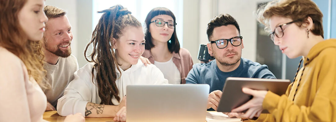 Выполнение поручений руководителя