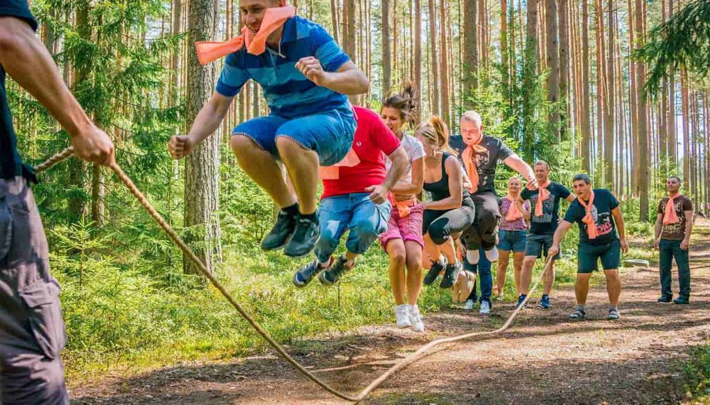 игра с веревкой